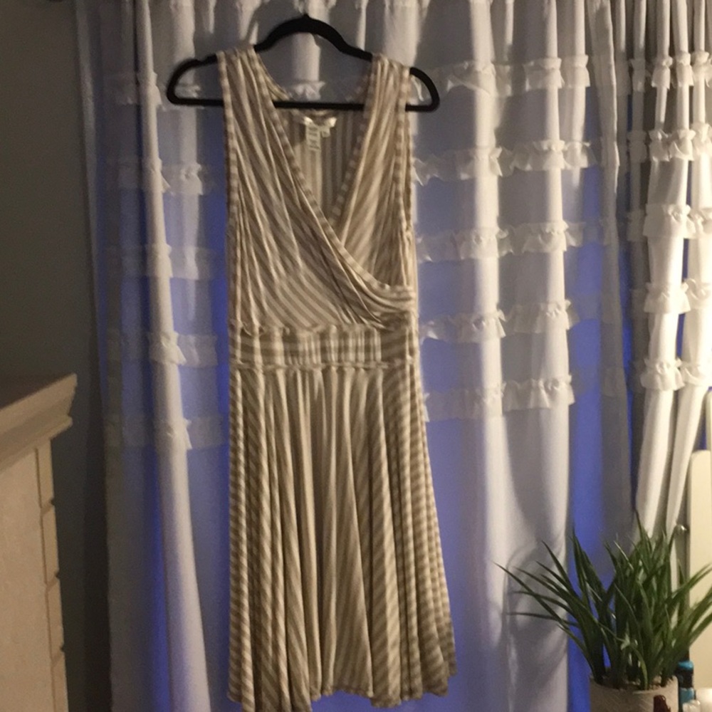 Max Studio Dress - XLarge